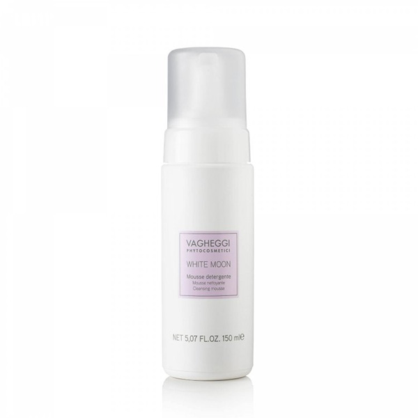 White Moon Cleansing Mousse